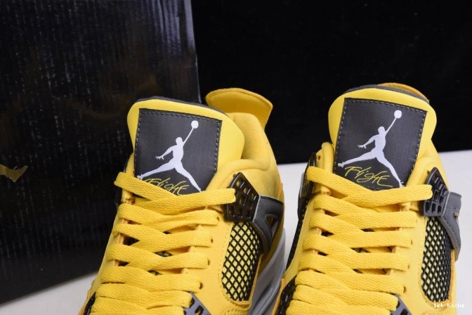 Lightning 4 Jordan CT8527-700 Air Retro 0814